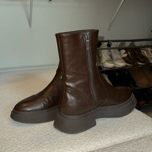 Zara Chelsea boot